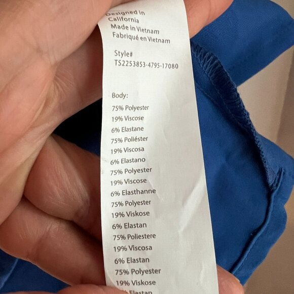 Fabletics Womens Plus Scrubs Top 1-Pocket V-Neck Size 2X Royal Blue NWOT - Picture 5 of 7